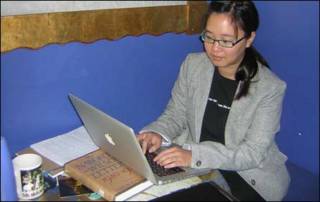 Lily Hoàng Kim Ly