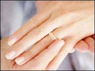 婚姻
