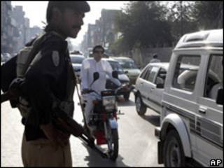 Control de seguridad en Pakistán