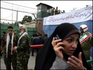راهپیمایی سال های گذشته در برابر ساختمان سابق سفارت آمریکا در ایران