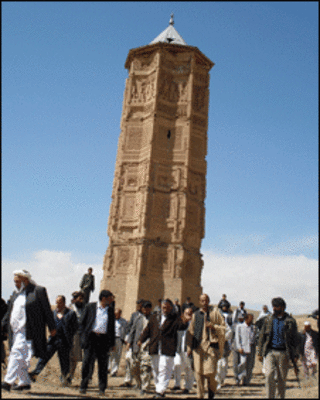 منار غزنی؛ دوره غزنویان
