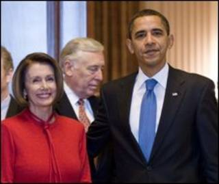 A presidente da Câmara, Nancy Pelosi, e o presidente Barack Obama