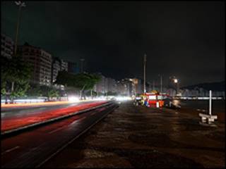 Praia de Copacabana. Foto AP/ Felipe Dana