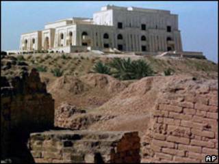 Un palacio de Saddam Hussein