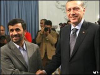 Líderes de Turquía e Irán