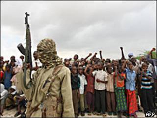 Militante del grupo al-Shabab. Imagen de archivo.