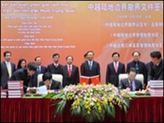 Quang cảnh buổi lễ tháng 11/2009