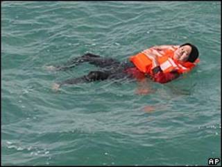 سيدة نجت من الحادث