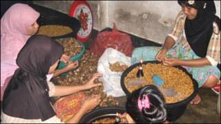 Perajin usaha kecil