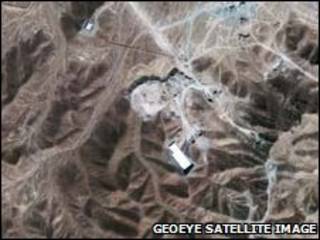 Foto de satélite mostra instalação nuclear perto de Qom (arquivo)