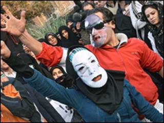 نمایشنامه خیابانی - عکس از فارس