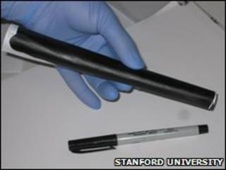 Bateria de papel (Foto: Universidade de Stanford)