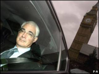 Alistar Darlin, ministro de Finanzas de Reino Unido