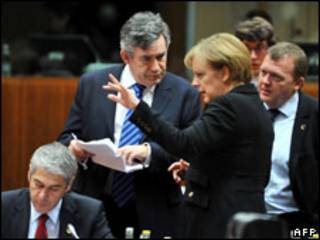 Gordon Brown dan Angela Merkel