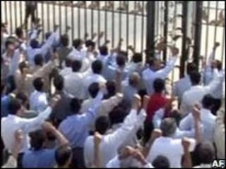 معسكر اشرف
