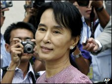 Bà Suu Kyi sau cuộc gặp với quan chức Mỹ