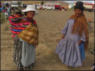 Uso de sombreros en el altiplano boliviano