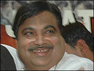 गडकरी