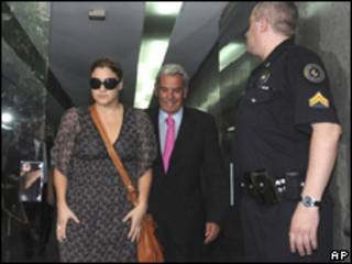 Marcela Herrera de Noble, tras someterse a los exámenes de ADN