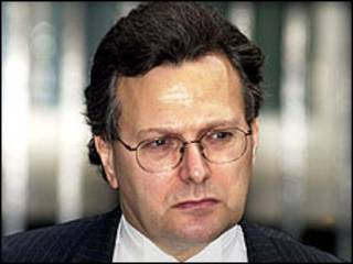 لرد گلدسمیت مشاور ارشد قضایی تونی بلر