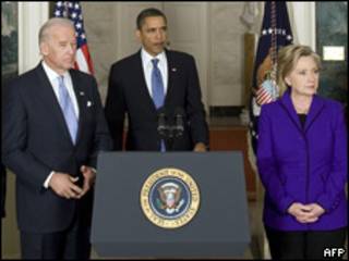 Robert Gates, secretario de Defensa de EE.UU.; Barack Obama, presidente de EE.UU., y Hillary Clinton, secretaria de Estado