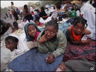 Niños sin hogar en Haití