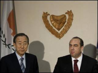 بان كي مون ووزير الخارجية القبرصي