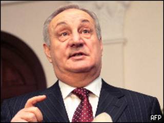 Президент Абхазии Сергей Багапш (12 февраля 2010 года)