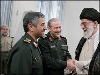 آیت الله علی خامنه ای، جعفری، صفوی - عکس از فارس