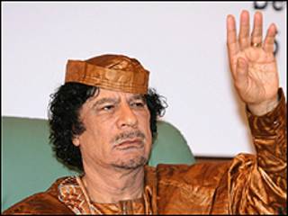 الزعيم الليبي معمر القذافي