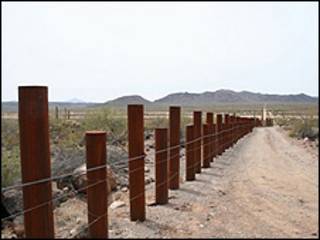 Frontera entre Arizona y México. Archivo