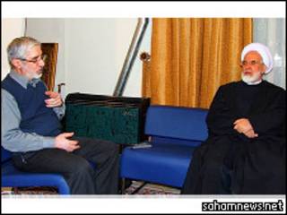 مهدی کروبی و میرحسین موسوی