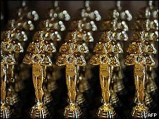 Réplicas del Oscar.