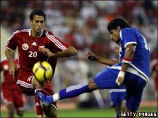 الفريق العماني بالأحمر يواجه نظيره الكويتي بالأزرق