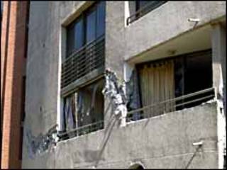Edificio dañado en Santiago