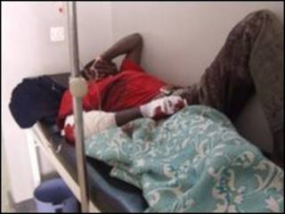 Ferido é atendido em hospital