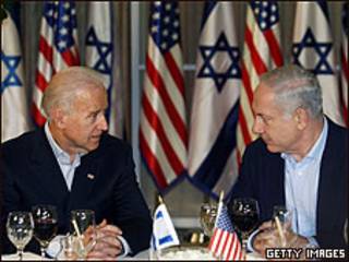 Joe Biden (izq.) y Benjamin Netanyahu