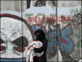 Mujer palestina en Jerusalén Oriental