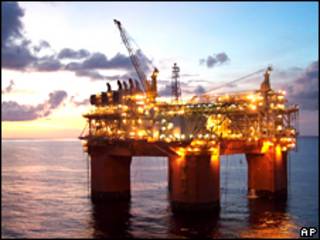 Torre petrolera