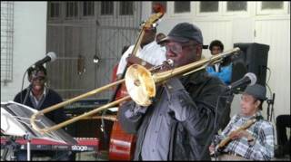 Orquesta Buena Vista Social Club en la Escuela Nacional de Arte de La Habana