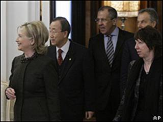 El Cuarteto en Moscú: Hilary Clinton, Ban Ki-Moon, Sergey Lavrov, Tony Blair y la baronesa Ashton