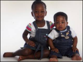 Yolanda e Theo Molemohi, que foram mortos em Manchester (Polícia de Manchester)