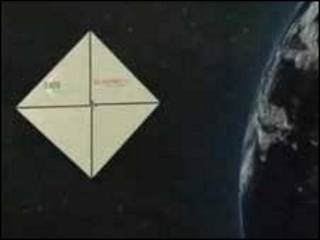 satélite flotando alrededor de la tierra