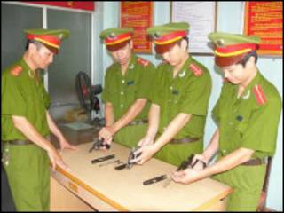 Công an Việt Nam (ảnh chỉ có tính chất minh họa)