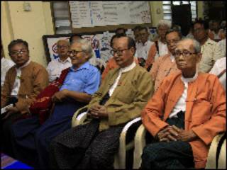 NLD ခေါင်းဆောင်များ