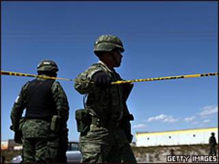 Soldados mexicanos