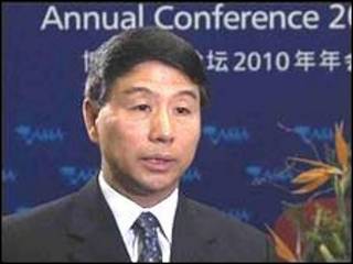 Yi Xiaozhun, viceministro de Economía chino