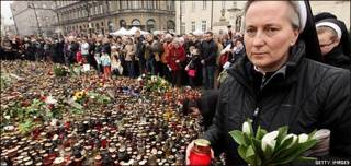 Homenaje al presidente de Polonia