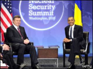 Президенты Украины и США Виктор Янукович и Барак Обама