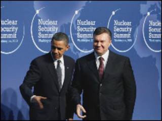 Hai ông Obama và Yanukovych